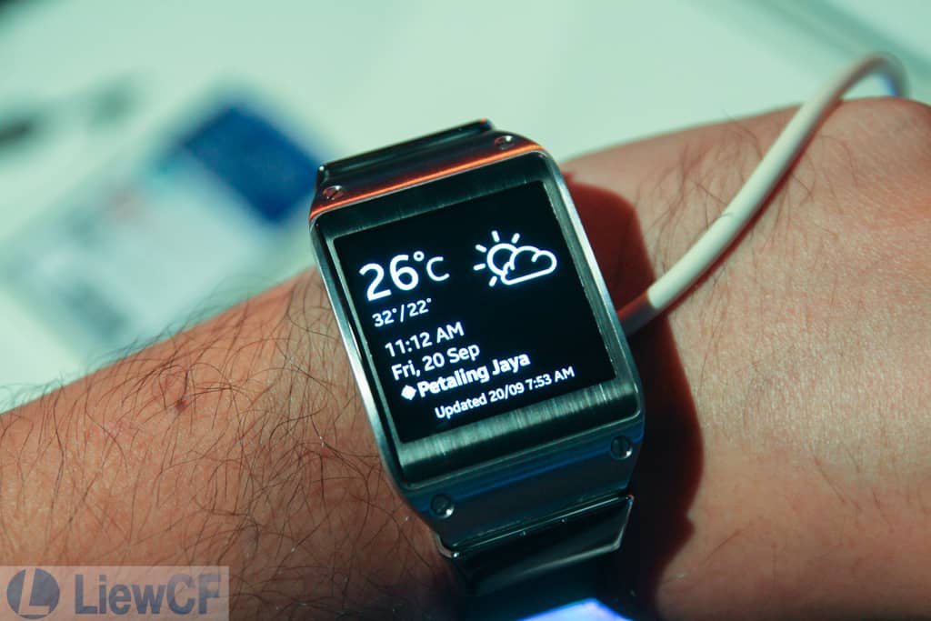 Hands-on Review: Samsung GALAXY Gear Smartwatch